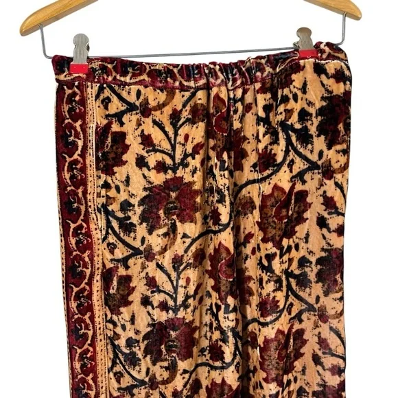 MES DEMOISELLES Cyrus Velvet Floral Pants